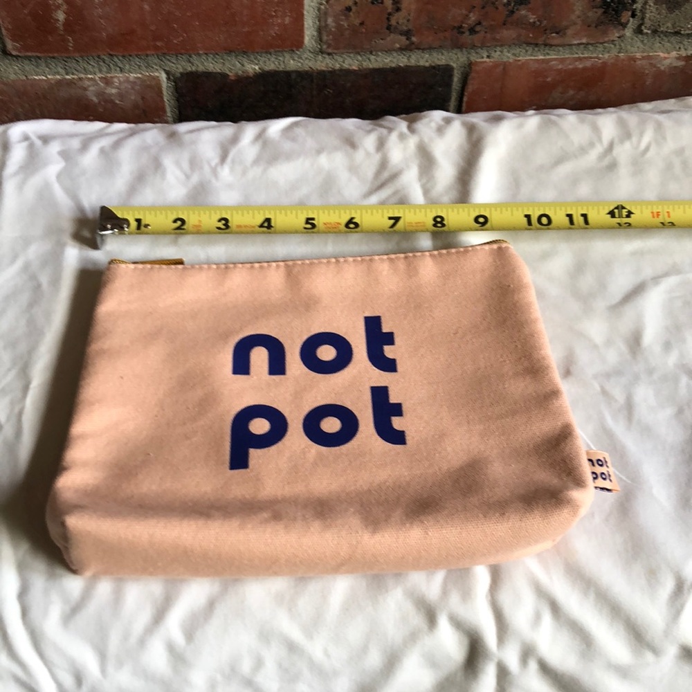 Not Pot Toiletry bag